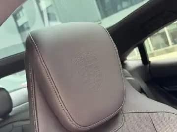 2023 Porsche Taycan с пробегом 33 100 км