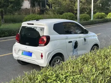2022 Roewe Clever с пробегом 33 000 км