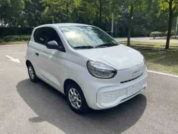 2022 Roewe Clever с пробегом 17 000 км