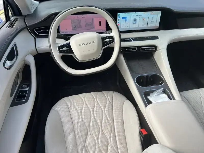 2023 Roewe D7 с пробегом 100 км