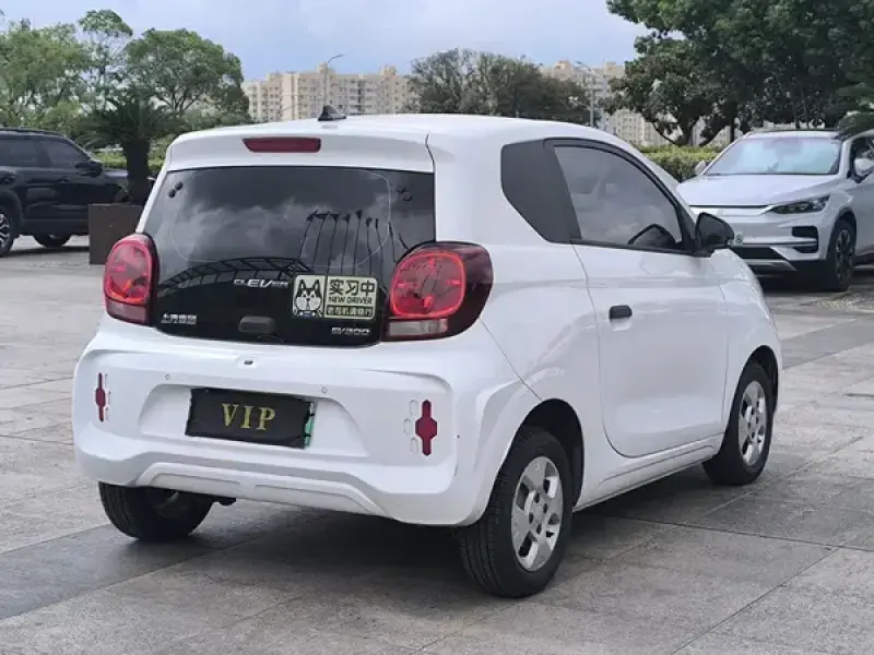 2020 Roewe Clever с пробегом 45 000 км