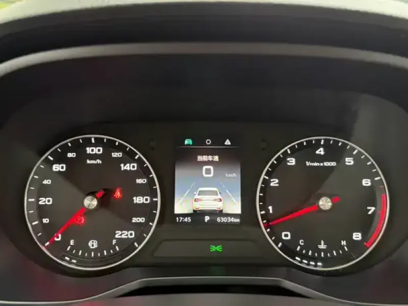 2019 Roewe i5 с пробегом 63 000 км