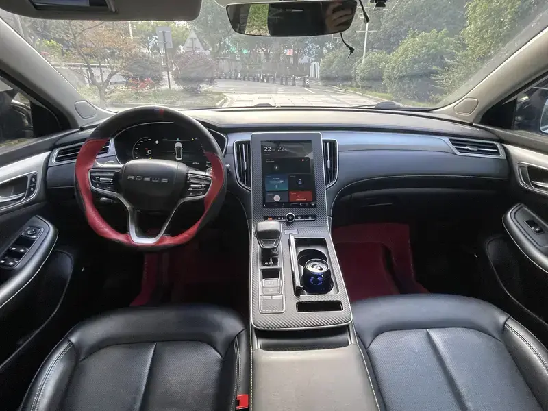 2020 Roewe i6 Max с пробегом 69 000 км