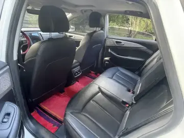 2020 Roewe i6 Max с пробегом 69 000 км