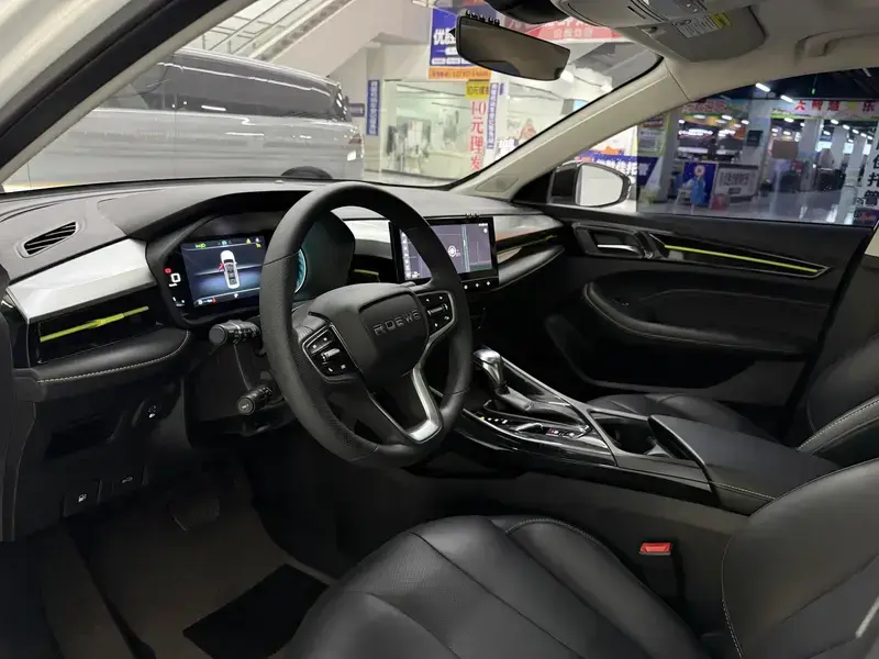 2021 Roewe i5 с пробегом 42 000 км
