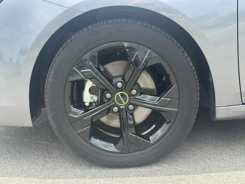 2020 Roewe i6 Max с пробегом 21 000 км