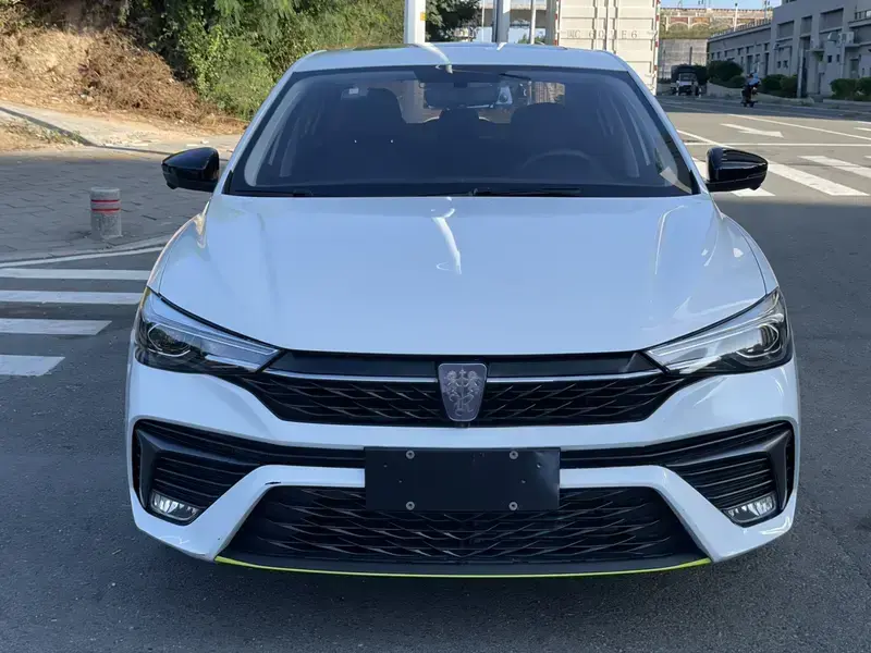 2021 Roewe i5 с пробегом 67 000 км