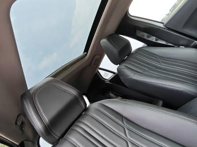 2022 Peugeot 2008 с пробегом 32 000 км