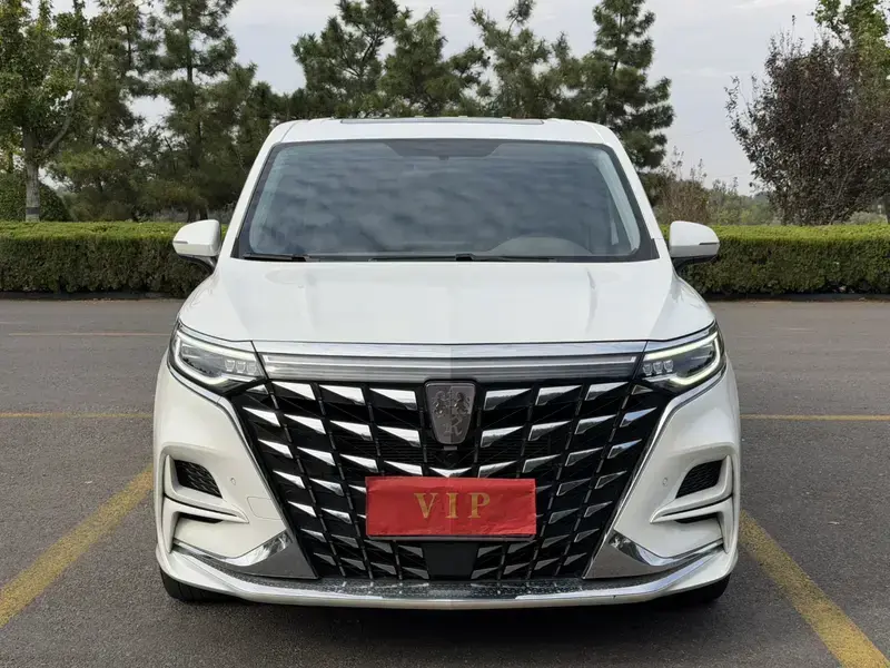 2023 Roewe iMAX8 с пробегом 78 000 км
