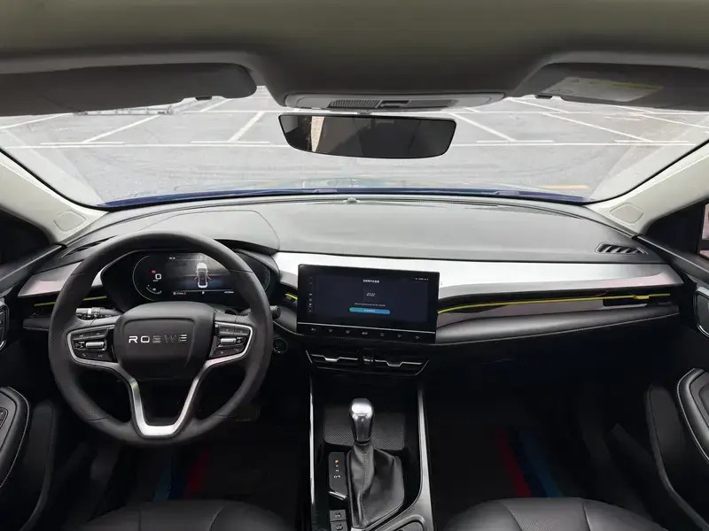 2021 Roewe i5 с пробегом 40 000 км