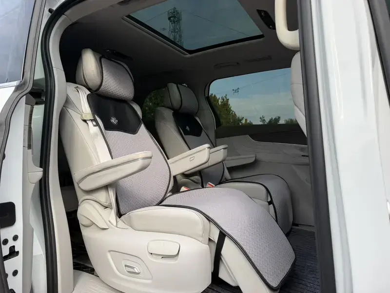 2023 Roewe iMAX8 с пробегом 78 000 км