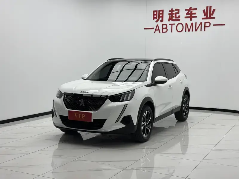2022 Peugeot 2008 с пробегом 20 000 км