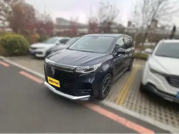 Roewe iMAX8