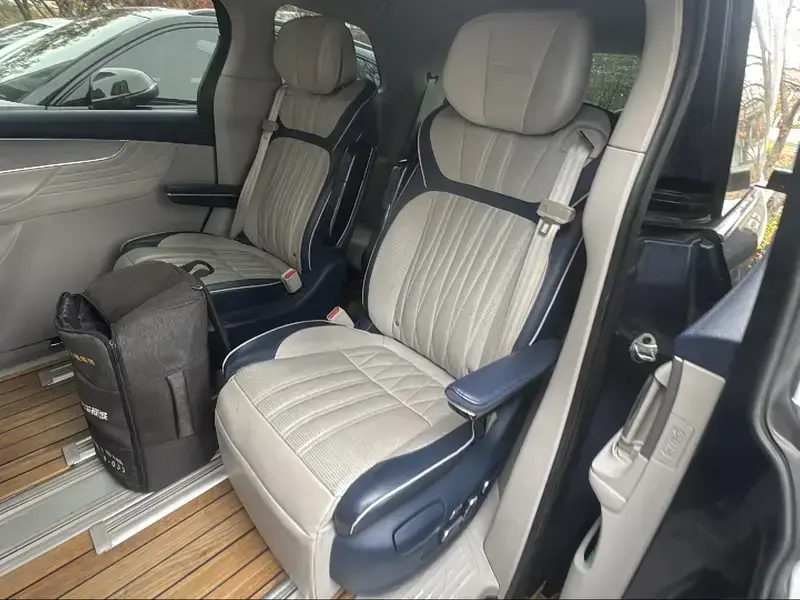 2022 Roewe iMAX8 с пробегом 63 000 км