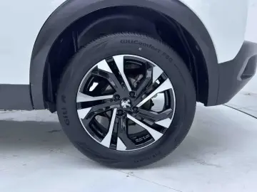 2022 Peugeot 2008 с пробегом 66 100 км