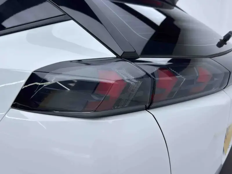 2022 Peugeot 2008 с пробегом 66 100 км