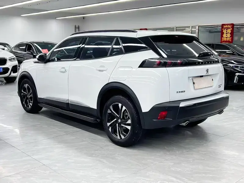 2022 Peugeot 2008 с пробегом 70 000 км