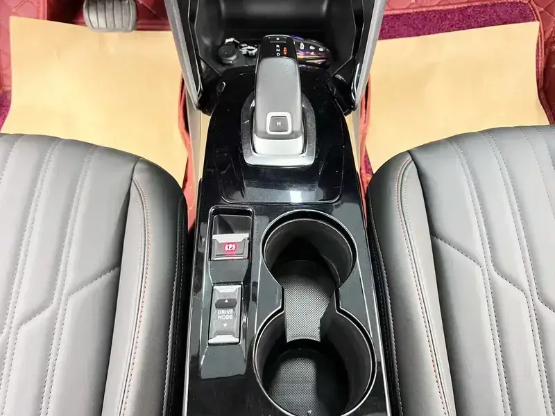 2022 Peugeot 2008 с пробегом 70 000 км