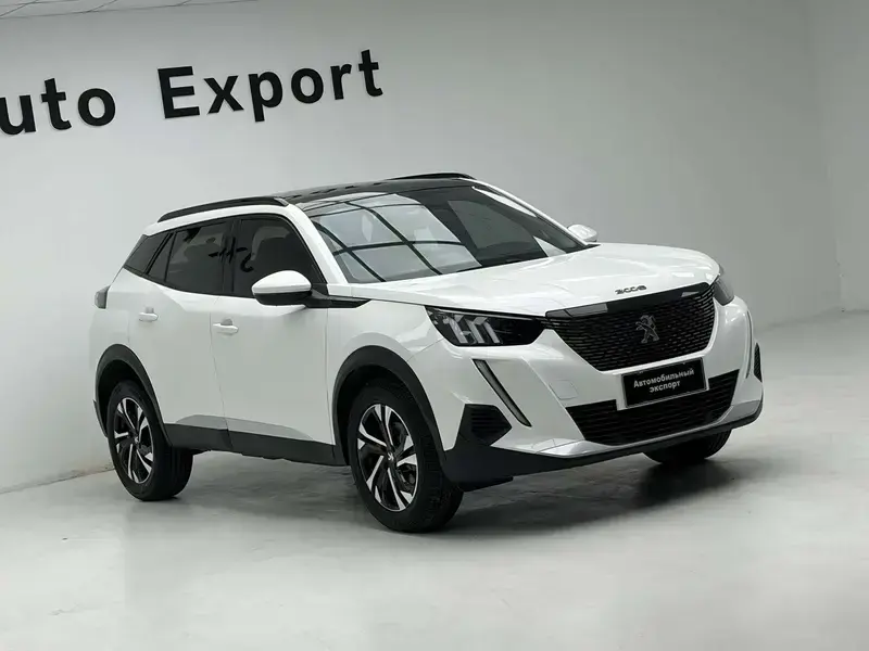 2022 Peugeot 2008 с пробегом 12 000 км