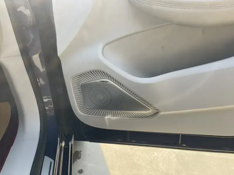 2022 Roewe iMAX8 с пробегом 107 000 км