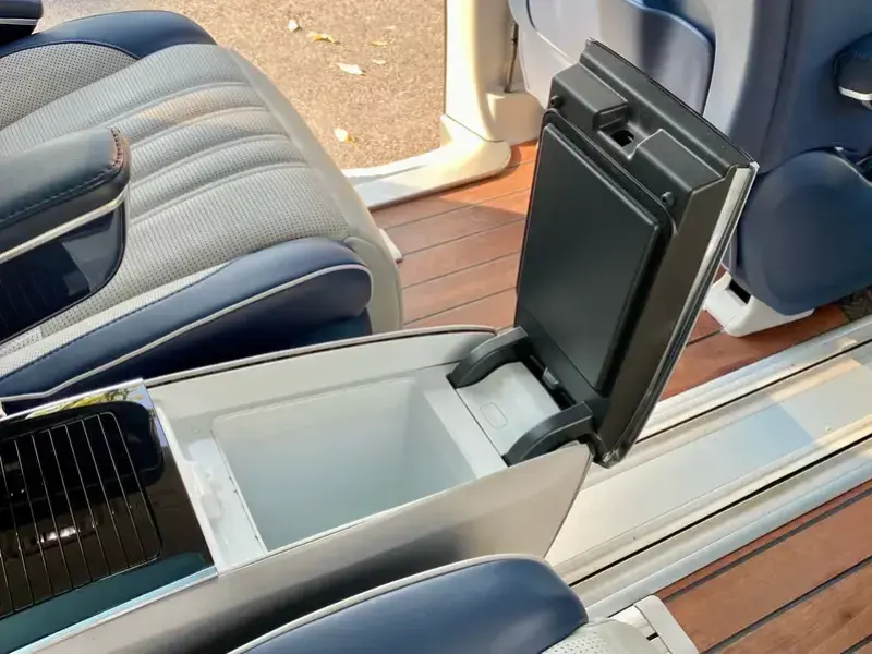 2022 Roewe iMAX8 с пробегом 53 600 км