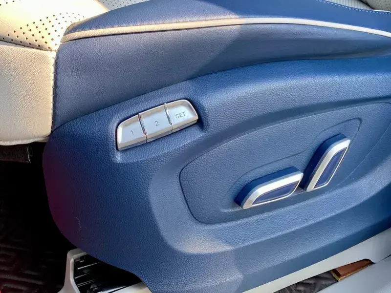 2022 Roewe iMAX8 с пробегом 53 600 км