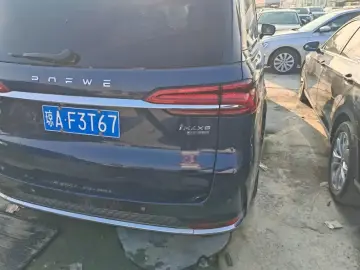 2021 Roewe iMAX8 с пробегом 98 000 км