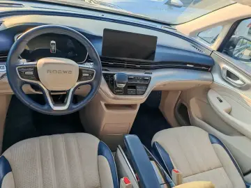 2021 Roewe iMAX8 с пробегом 98 000 км