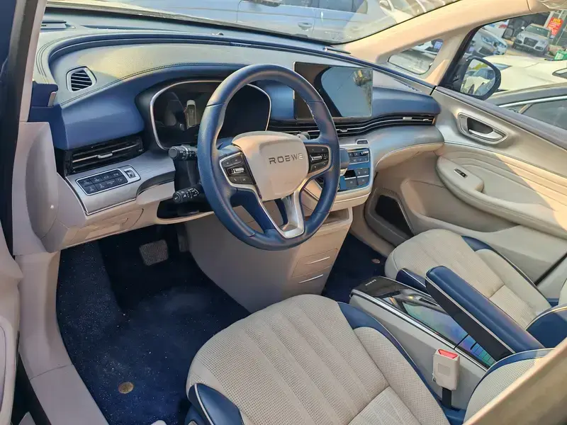 2021 Roewe iMAX8 с пробегом 98 000 км
