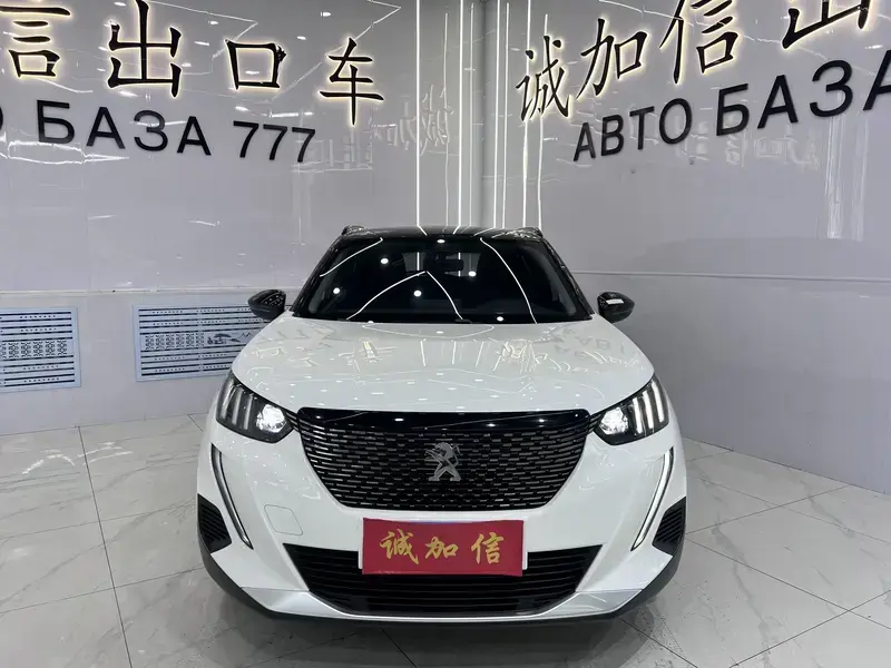 2022 Peugeot 2008 с пробегом 15 000 км