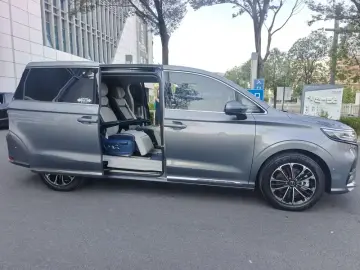 2021 Roewe iMAX8 с пробегом 85 000 км