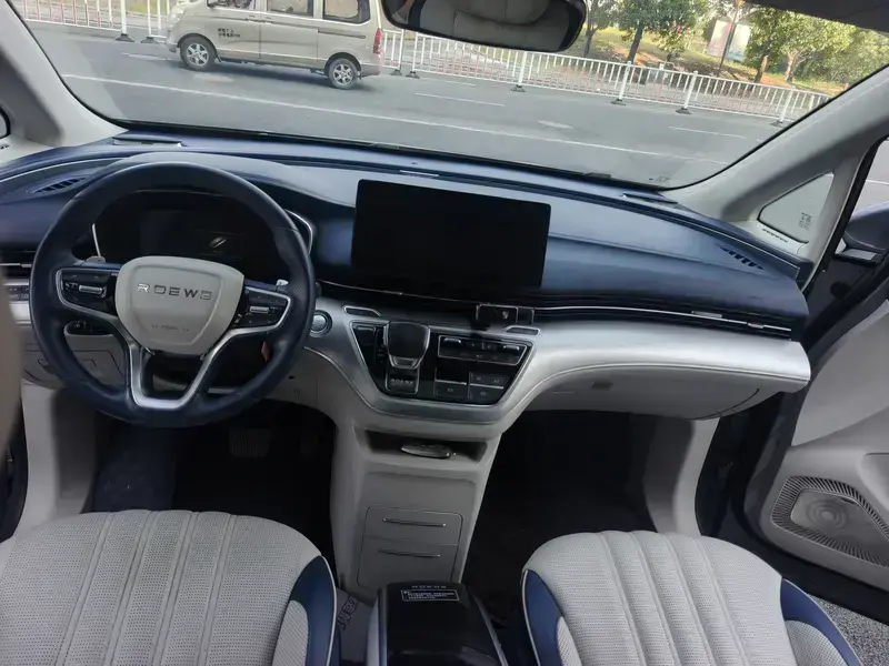 2021 Roewe iMAX8 с пробегом 85 000 км