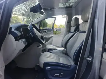 2021 Roewe iMAX8 с пробегом 85 000 км
