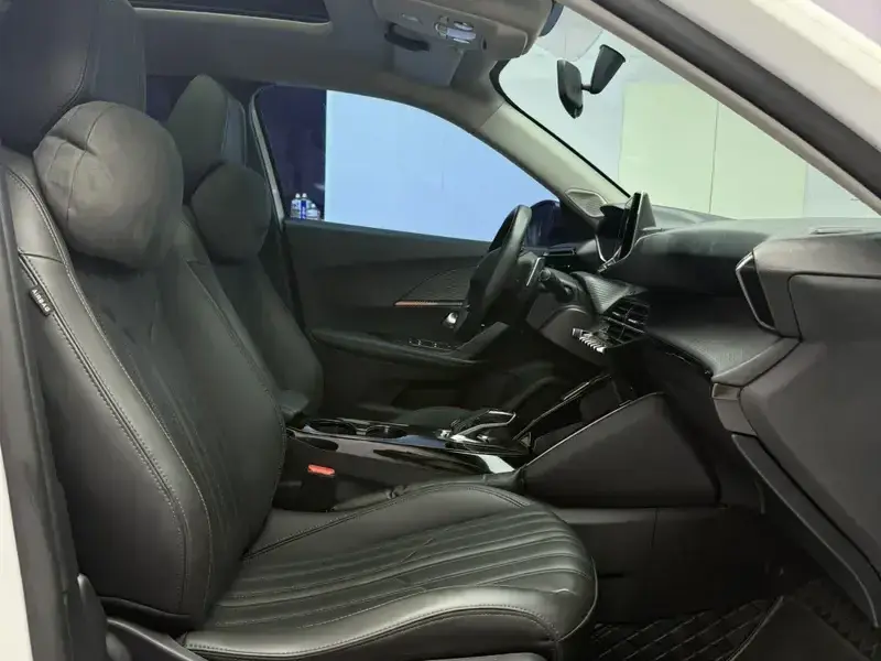 2020 Peugeot 2008 с пробегом 55 000 км