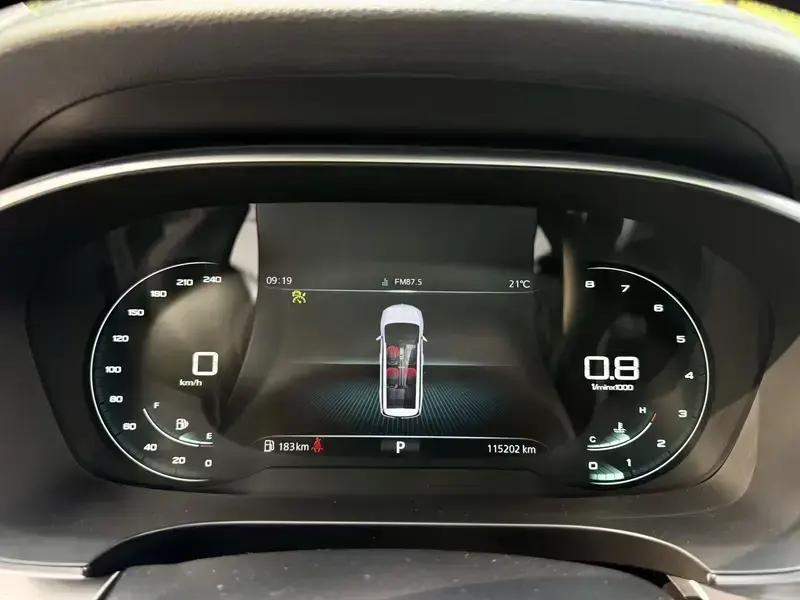 2021 Roewe iMAX8 с пробегом 115 000 км