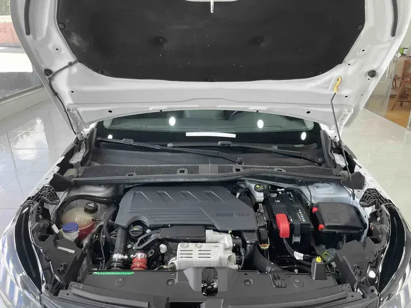 2022 Peugeot 2008 с пробегом 26 600 км
