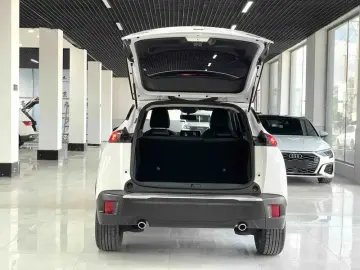 2022 Peugeot 2008 с пробегом 26 600 км
