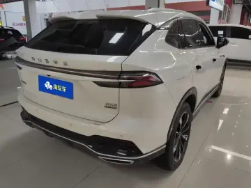 2023 Roewe RX5 с пробегом 13 000 км