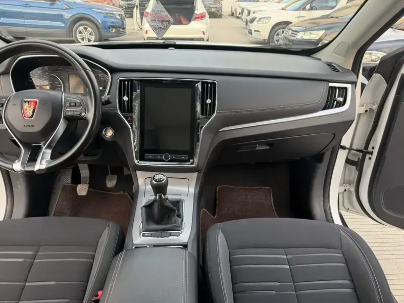 2020 Roewe RX5 с пробегом 65 000 км