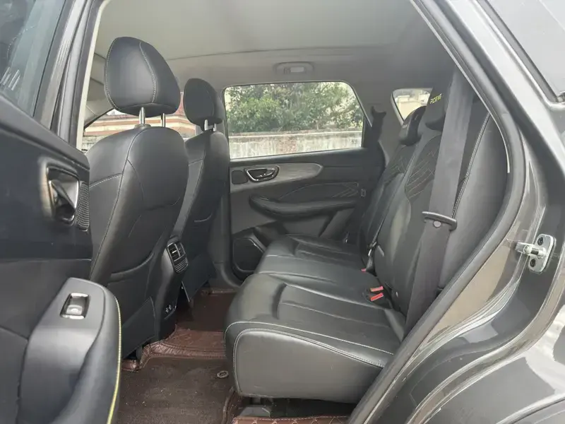 2021 Roewe RX5 с пробегом 71 000 км