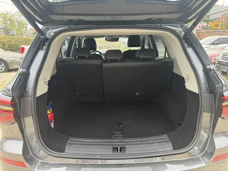 2021 Roewe RX5 с пробегом 71 000 км