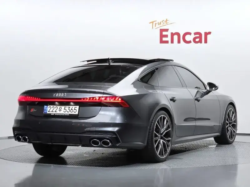 2021 Audi S7 с пробегом 93 503 км
