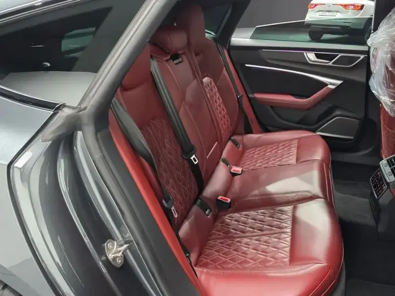 2021 Audi S7 с пробегом 93 503 км