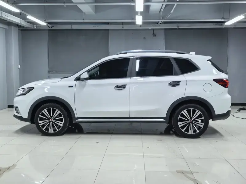 2019 Roewe RX5 с пробегом 70 000 км