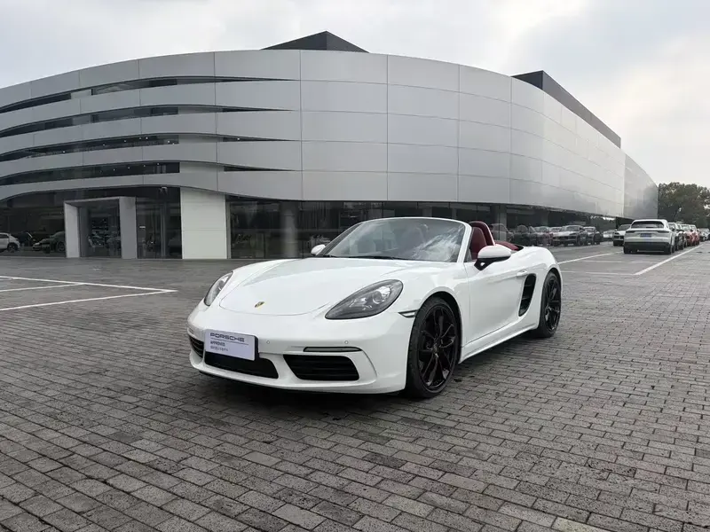 2023 Porsche 718 Spyder с пробегом 8 000 км