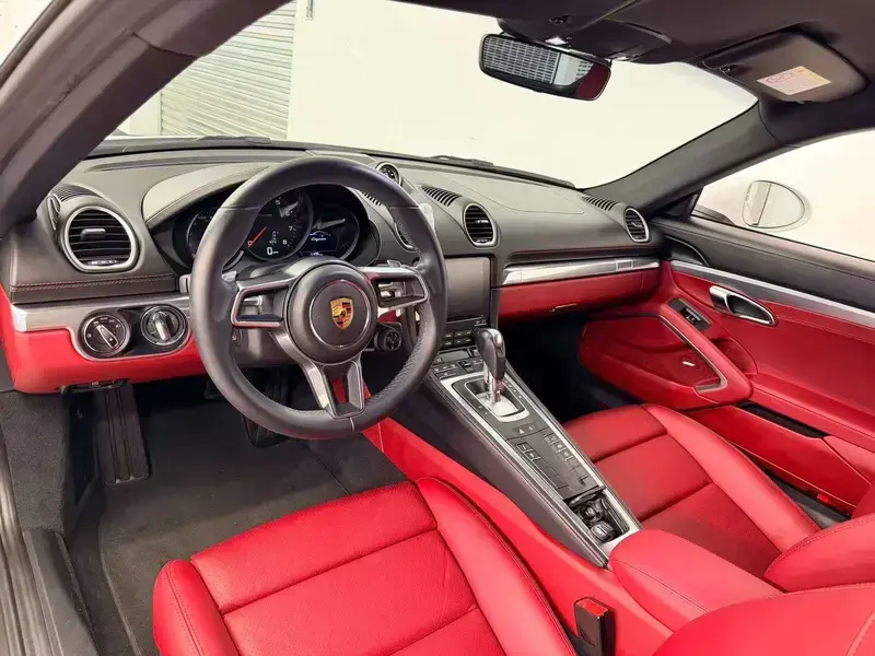 2023 Porsche 718 Spyder с пробегом 22 500 км