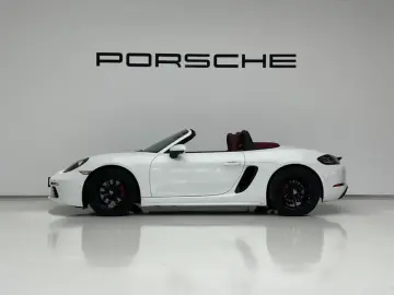 2023 Porsche 718 Spyder с пробегом 26 000 км