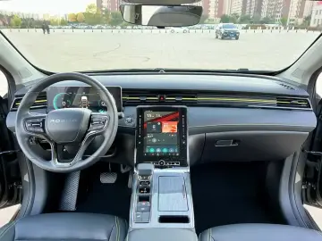2021 Roewe RX5 с пробегом 40 000 км