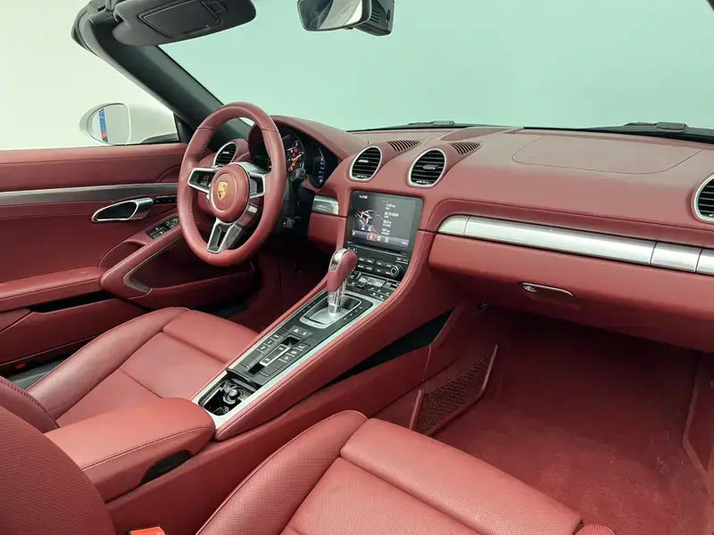 2023 Porsche 718 Spyder с пробегом 26 000 км