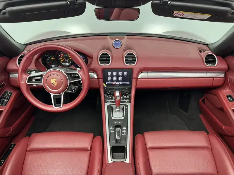 2022 Porsche 718 Spyder с пробегом 39 000 км